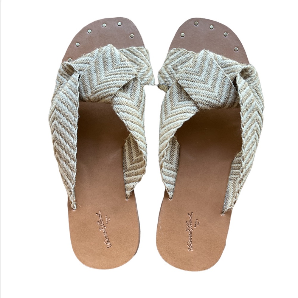 Universal Thread “Louise” Slide On Sandals - Size 10